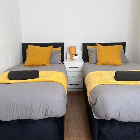 Spacious 3 Bed - Efc Stays Liverpool Dış mekan fotoğraf